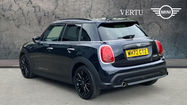 MINI Hatchback 1.5 Cooper Exclusive 5dr Auto [Comfort/Nav Pack] Petrol Hatchback